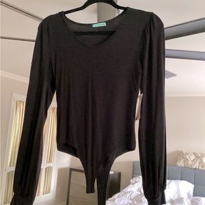 💕Black long sleeve body suit 💕
